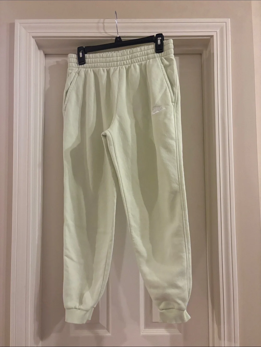 Nike Kids Light neon Youth  XL Green Joggers with Elastic Waist